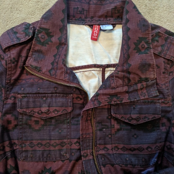 H&M Divided Jacket - Picture 2 of 5